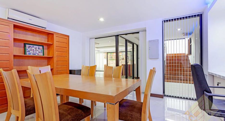 For rent and for sale 4 bedrooms house in Bang Lamung, Chonburi