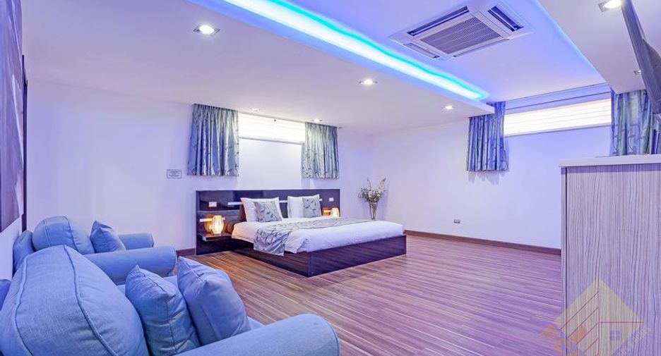 For rent and for sale 4 bedrooms house in Bang Lamung, Chonburi