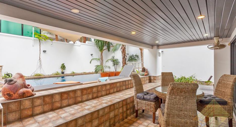 For rent and for sale 5 bedrooms house in Bang Lamung, Chonburi