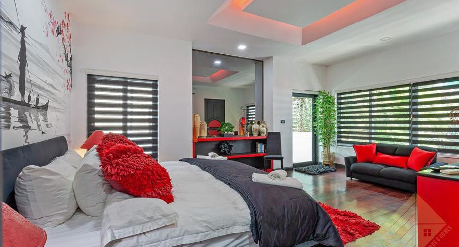 For rent and for sale 5 bedrooms house in Bang Lamung, Chonburi