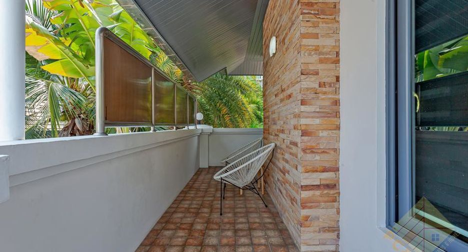 For rent and for sale 5 bedrooms house in Bang Lamung, Chonburi