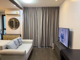 Wohnung zur Miete mit 1 Zimmer in Pathum Wan, Bangkok