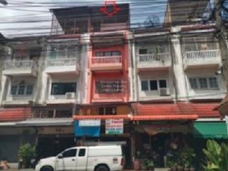For sale 9 bedrooms retail Space in Chom Thong, Bangkok