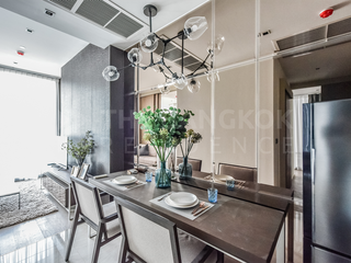 Wohnung zur Miete mit 1 Zimmer in Bang Rak, Bangkok