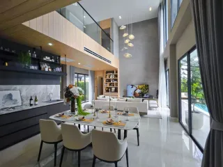 Casa en venta de 4 habitaciones en Bang Lamung, Chonburi