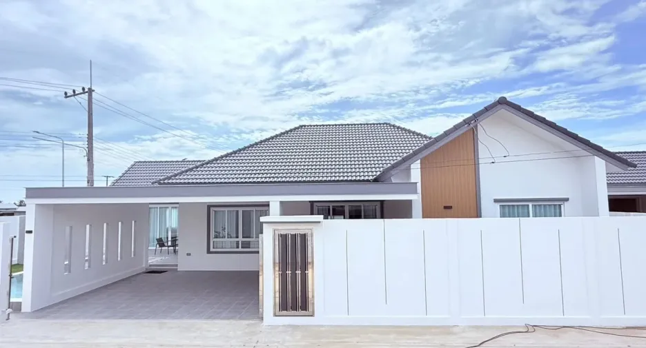For sale 3 bedrooms house in Bang Lamung, Chonburi