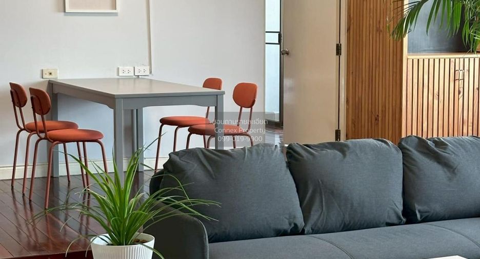 Wohnung zur Miete mit 2 Zimmer in Phra Khanong, Bangkok