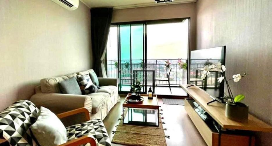 For rent 2 bedrooms condo in Yan Nawa, Bangkok