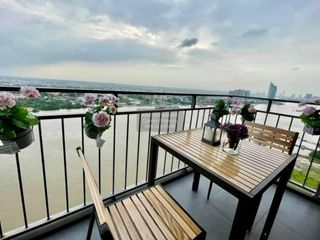 For rent 2 bedrooms condo in Yan Nawa, Bangkok
