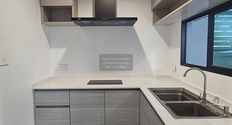 For rent 3 ベッドルーム townhouse in Suan Luang, Bangkok