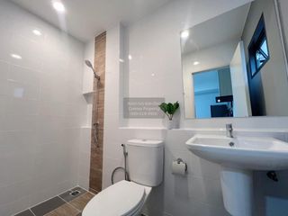 Casa adosada en alquiler de 3 habitaciones en Bang Phli, Samut Prakan