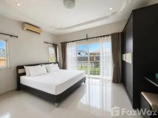 For rent 2 bedrooms townhouse in Mueang Phuket, Phuket
