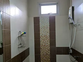 For rent 2 bedrooms townhouse in Mueang Phuket, Phuket