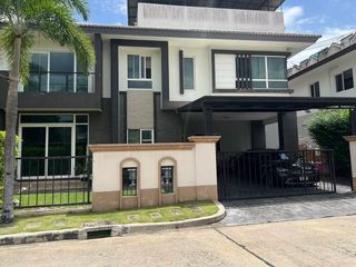 For sale 3 bedrooms house in Chom Thong, Bangkok