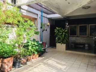 出租 3 卧室 联排别墅 在 Khlong Toei, 曼谷