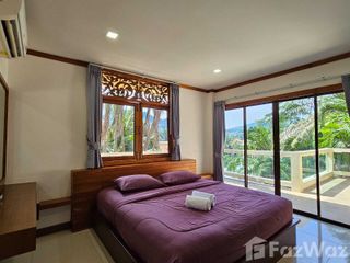 À louer 4 chambres villa à Kathu, Phuket