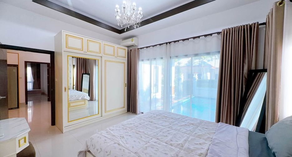 Villa en alquiler de 3 habitaciones en Huay Yai, Pattaya