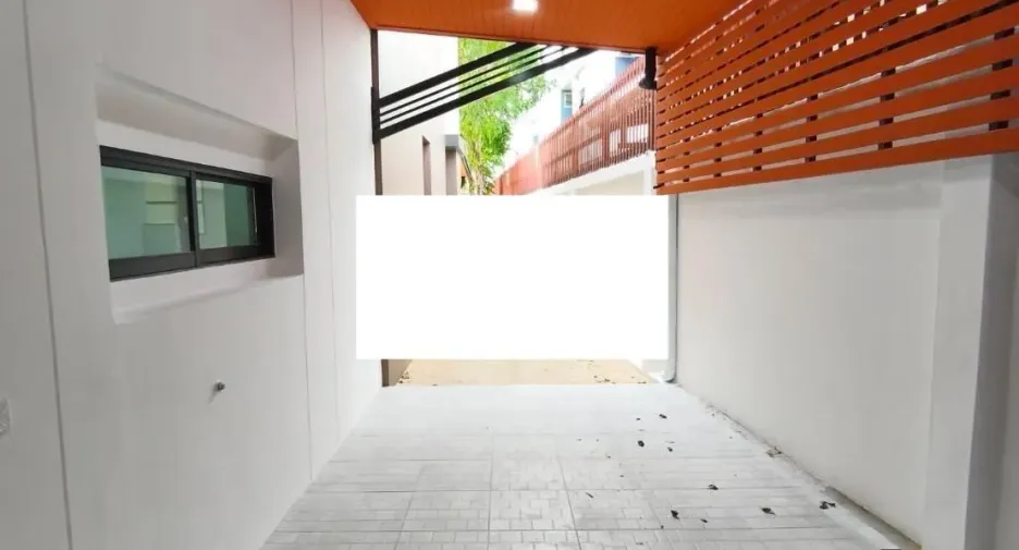À vendre et à louer 3 chambres maison à Prawet, Bangkok