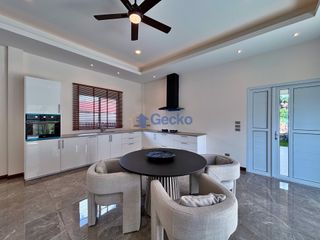 For rent and for sale 3 bedrooms house in Bang Lamung, Chonburi