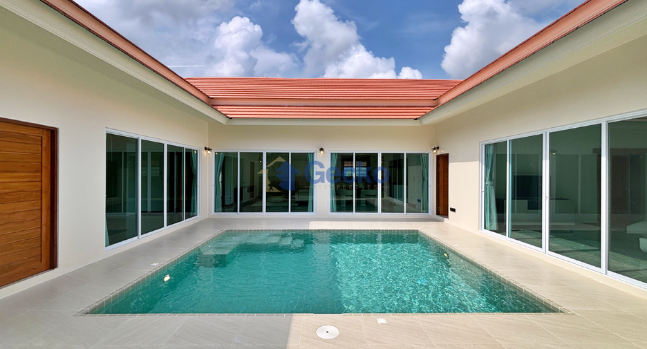 For rent and for sale 3 bedrooms house in Bang Lamung, Chonburi