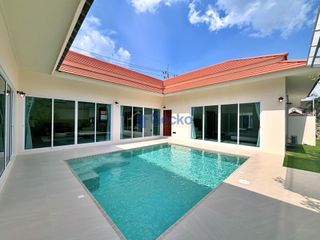 For rent and for sale 3 bedrooms house in Bang Lamung, Chonburi
