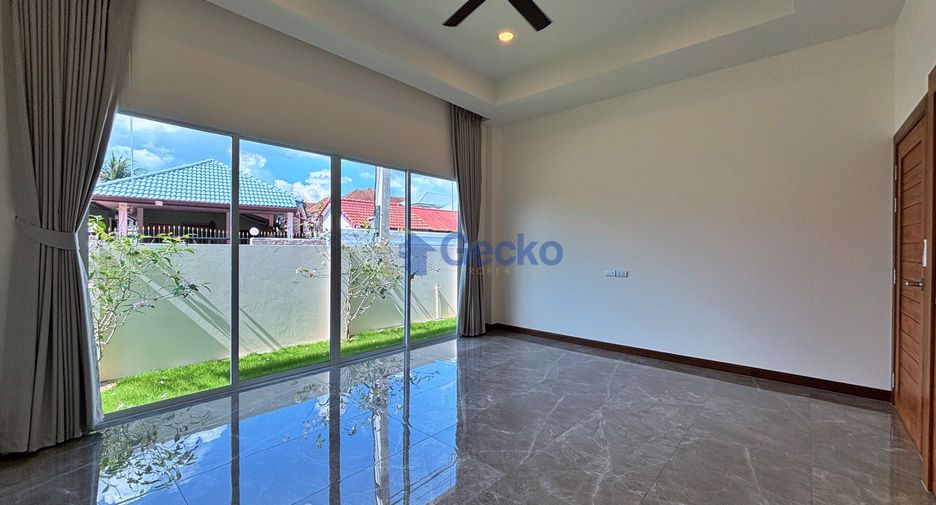 For rent and for sale 3 bedrooms house in Bang Lamung, Chonburi