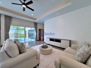 For rent and for sale 3 bedrooms house in Bang Lamung, Chonburi