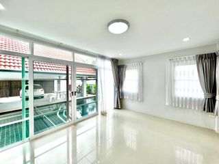 Casa en venta y en alquiler de 4 habitaciones en Mueang Phuket, Phuket