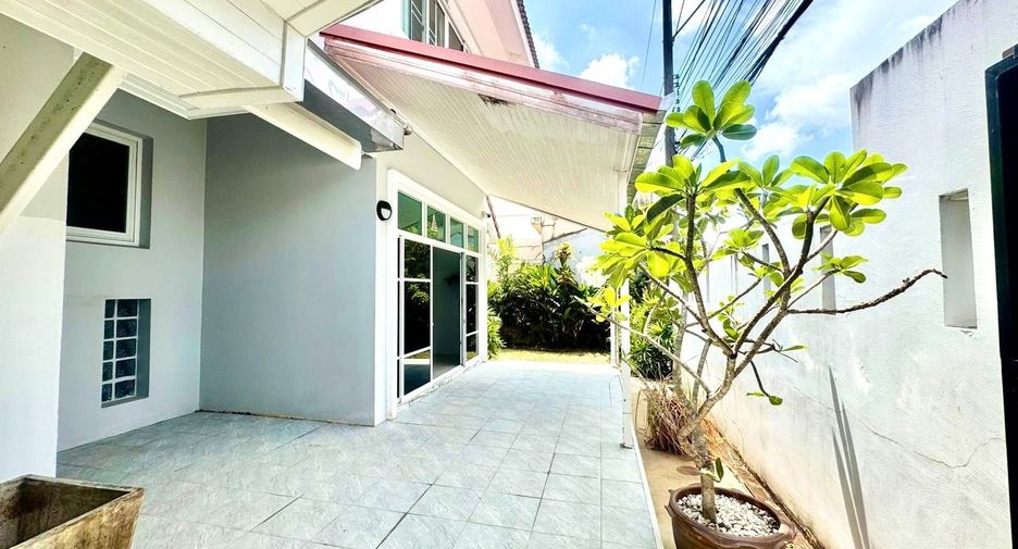 Casa en venta y en alquiler de 4 habitaciones en Mueang Phuket, Phuket