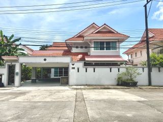 Casa en venta y en alquiler de 4 habitaciones en Mueang Phuket, Phuket