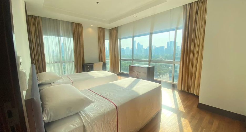 À louer 3 chambres condo à Pathum Wan, Bangkok