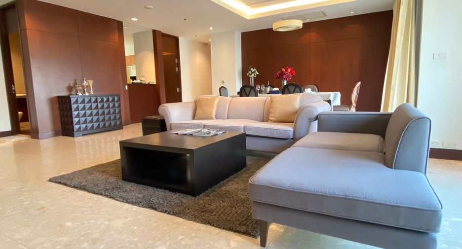 À louer 3 chambres condo à Pathum Wan, Bangkok