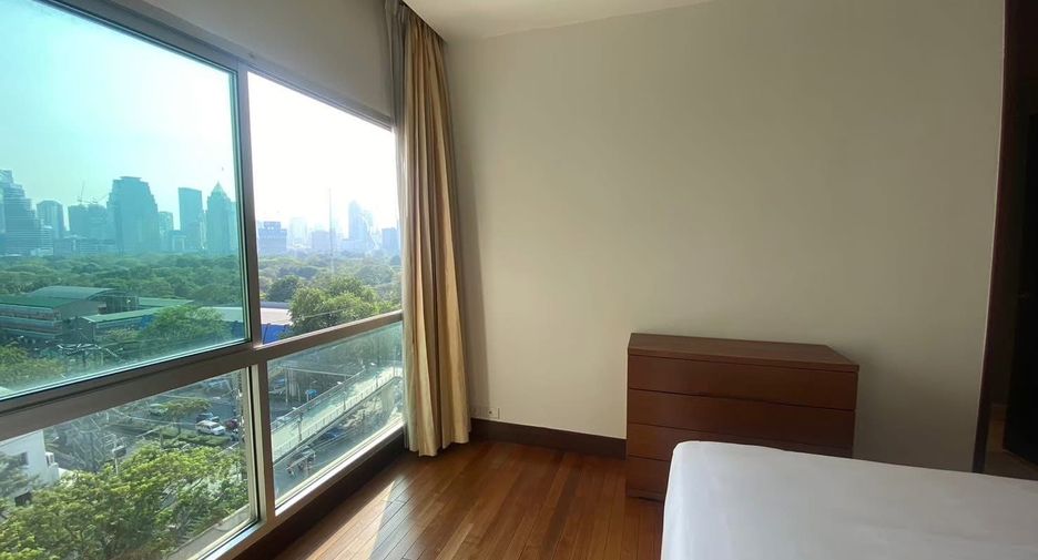 À louer 3 chambres condo à Pathum Wan, Bangkok