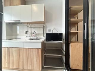 Condo en alquiler de estudio en Huai Khwang, Bangkok