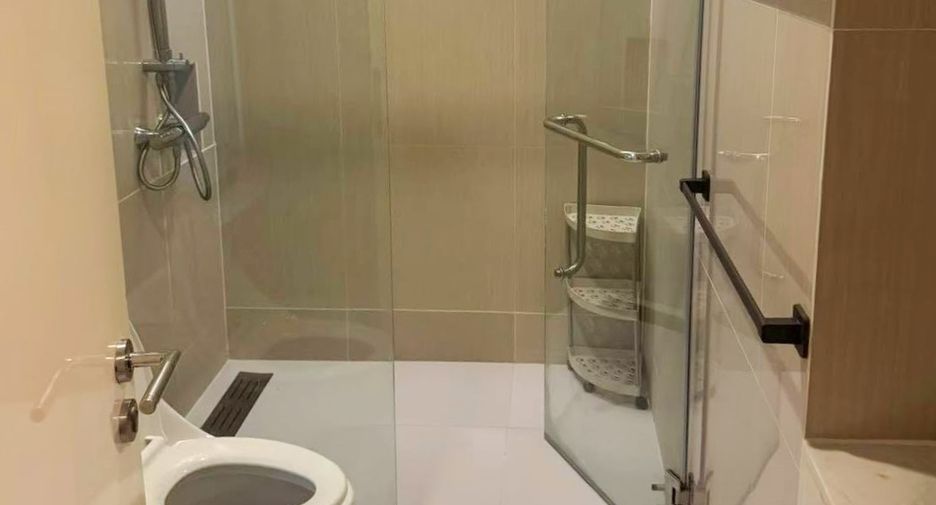Wohnung zur Miete mit 3 Zimmer in Watthana, Bangkok
