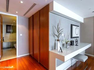 À louer et à vendre 2 chambres condo à Yan Nawa, Bangkok