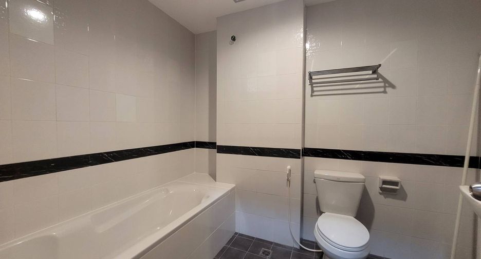 Wohnung zur Miete mit 3 Zimmer in Watthana, Bangkok