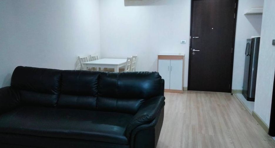 Condo en alquiler de 1 habitaciones en Khlong Toei, Bangkok