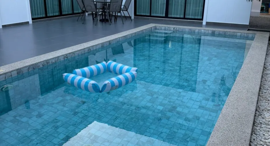 Villa en alquiler de 3 habitaciones en Bang Lamung, Chonburi