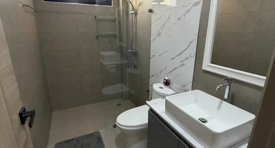 Villa en alquiler de 3 habitaciones en Bang Lamung, Chonburi