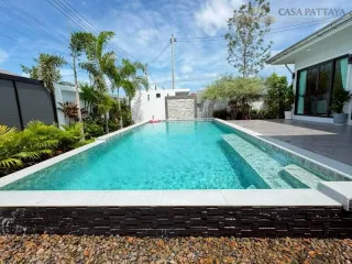 Villa en venta de 3 habitaciones en Bang Lamung, Chonburi