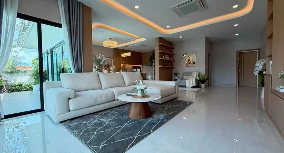 Villa en venta de 3 habitaciones en Bang Lamung, Chonburi
