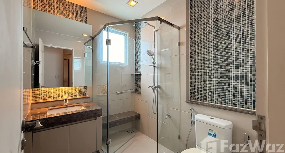 For sale 4 bedrooms house in Bang Phli, Samut Prakan