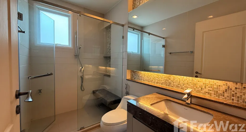 For sale 4 bedrooms house in Bang Phli, Samut Prakan