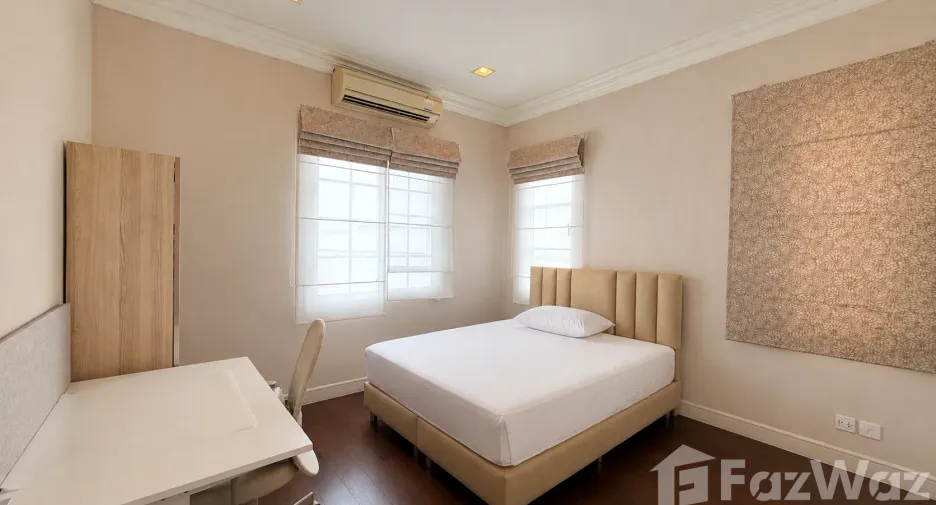 For sale 4 bedrooms house in Bang Phli, Samut Prakan