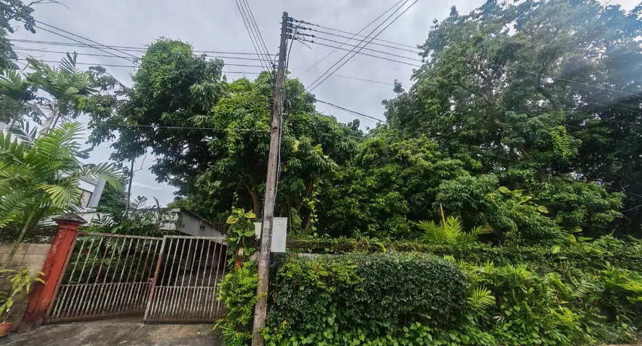 For sale 4 bedrooms house in Mueang Chiang Mai, Chiang Mai