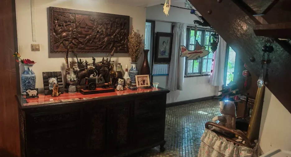 For sale 4 bedrooms house in Mueang Chiang Mai, Chiang Mai
