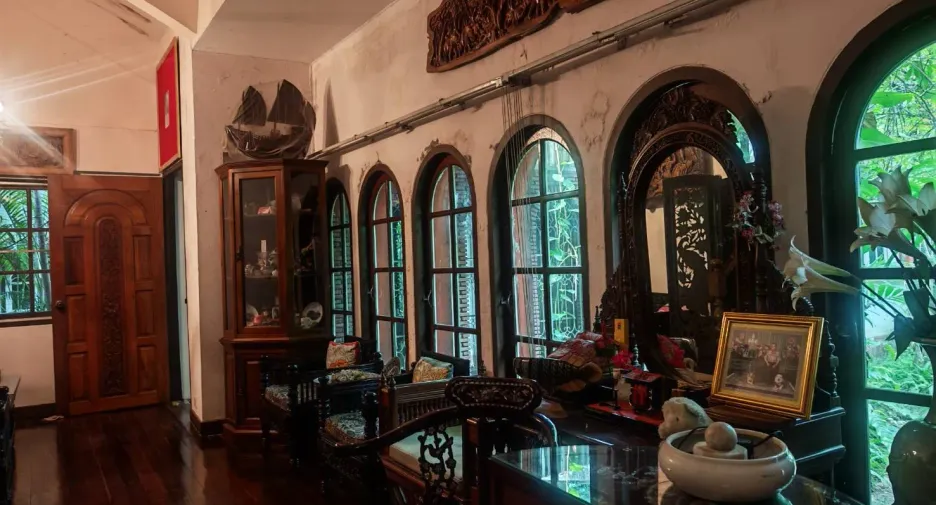 For sale 4 bedrooms house in Mueang Chiang Mai, Chiang Mai