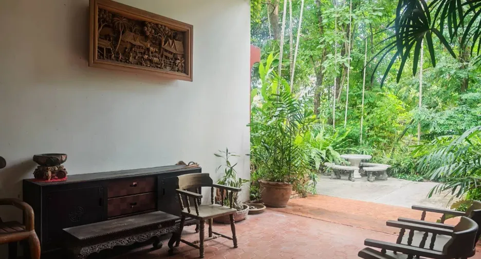 For sale 4 bedrooms house in Mueang Chiang Mai, Chiang Mai