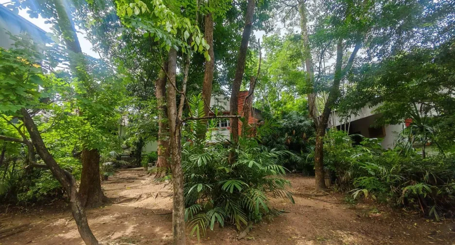 For sale 4 bedrooms house in Mueang Chiang Mai, Chiang Mai